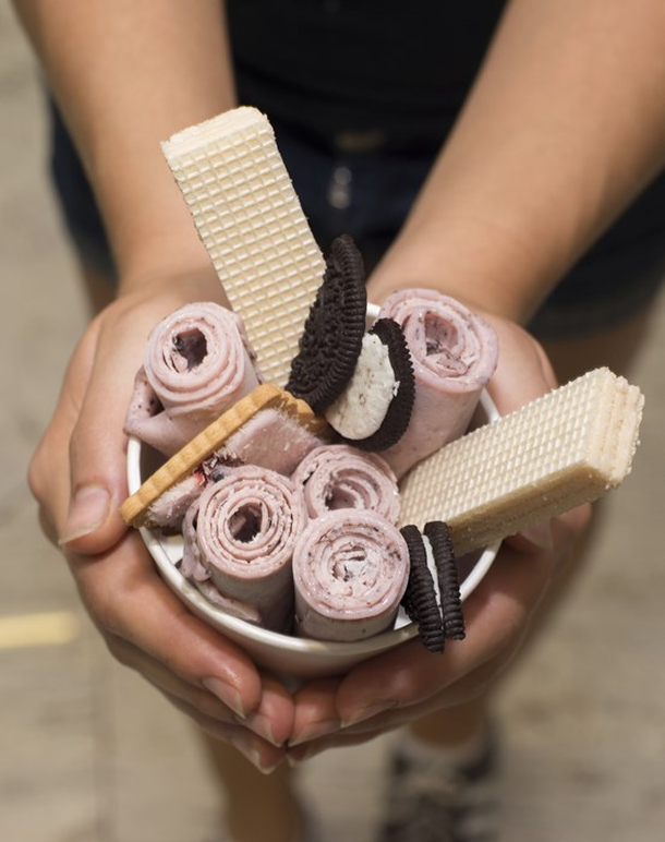 Cronut makers turn to ice cream scrolling